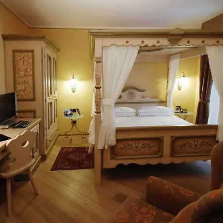 Bes & Hotel